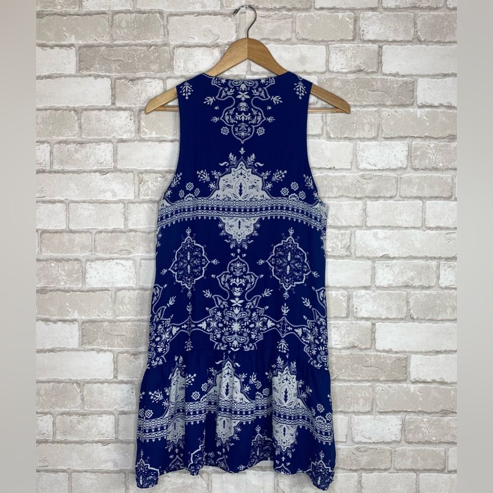 Lovers + Friends Blue & White Sleeveless Temple Dress Size M - Picture 10 of 16